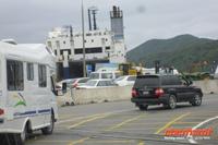 Fahrt auf die Fähre in Picton