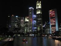 Skyline Singapur bei Nacht