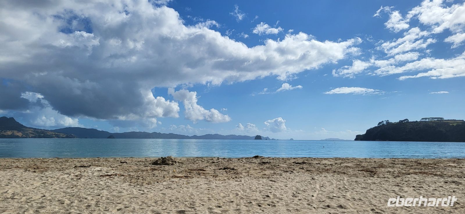 90 Cooks Beach
