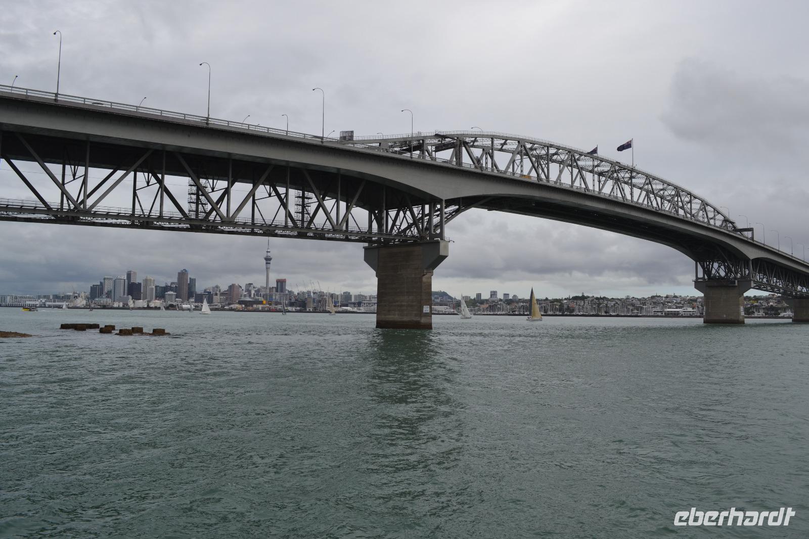 Auckland - Harbour Bridge