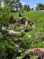 Hobbiton Movie Set