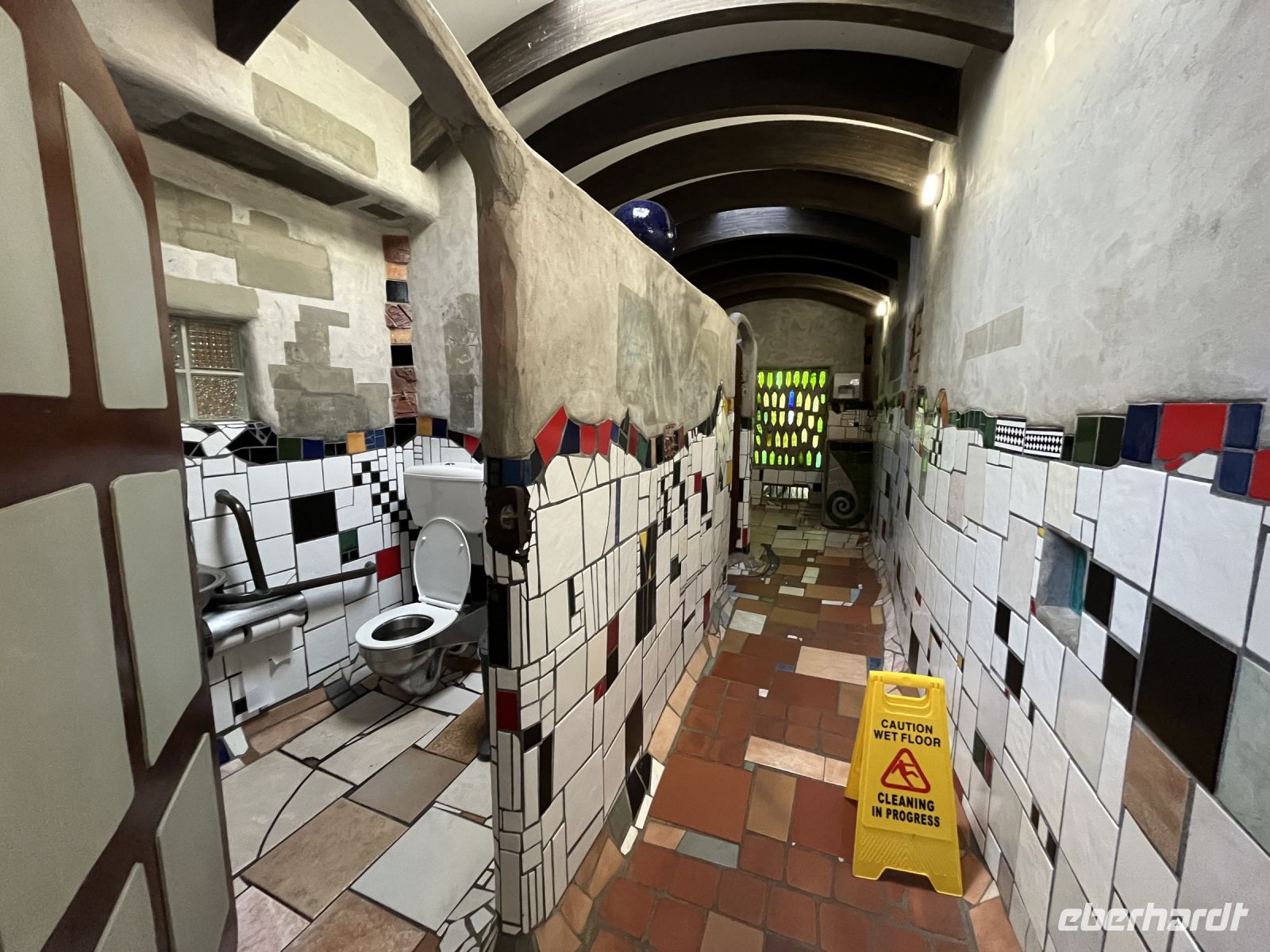 Hundertwasser Toilette in Kawakawa