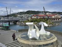 Kunstwerk, Albatross Fountain