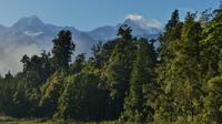 Mount Tasman (links) und Mount Cook