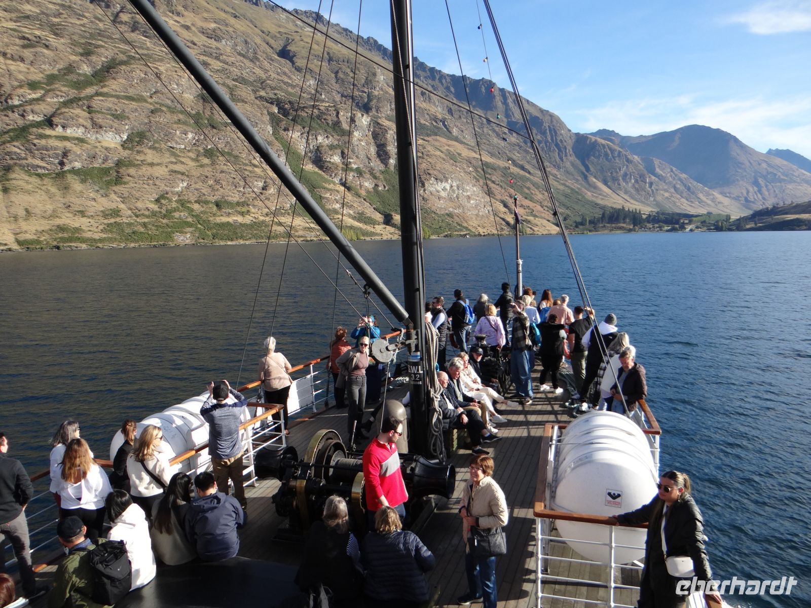 Queenstown, TSS Earlslaw, schönes Wetter, gute Sicht, doch wohin steuern wir?