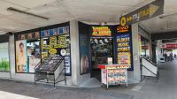 Rundreise Neuseeland - Rayners Plattenladen in Taupo am Taupo-See