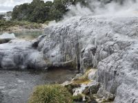 Terrassen, Heise Quellen in Rotorua