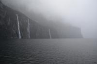 Wasserfälle im Milford Sound