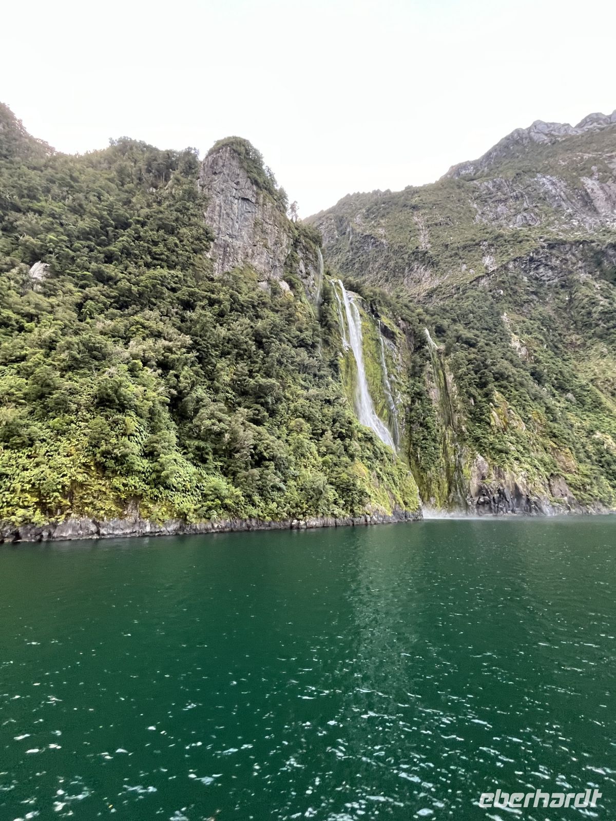 Wasserfall im Milford Sound