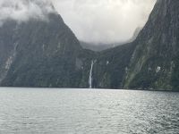 Wasserfall im Milford Sound