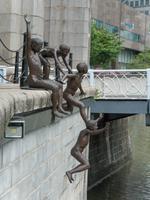 am Singapore River