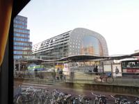 Supermoderes Markthallengebäude