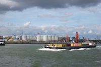 Beeindruckende Hafenanlagen