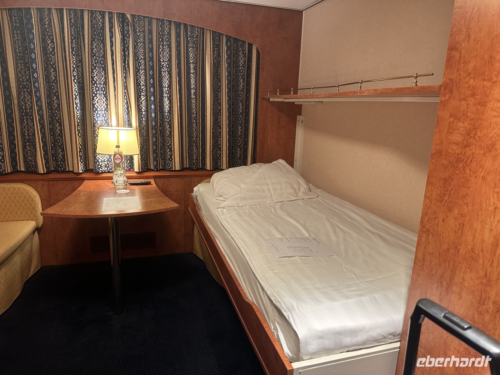 Innenkabine mit Fenster