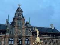 Antwerpen - Grote Markt - Brabobrunnen