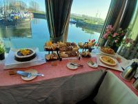 Kaffeebuffet Dutch Grace.jpg &ndash; &copy; Gabriele Stoffele (Eberhardt TRAVEL)