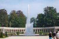 Kolonaden mit Fontäne