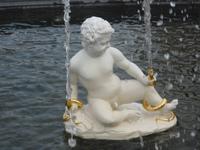 zusammen mit Skulpturen ...