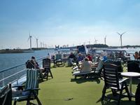 Auf dem Schelde-Rhein-Kanal