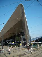 Moderner Bahnhof in Rotterdam
