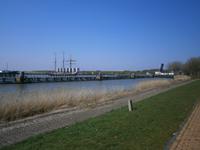 Schleuse und Klappbrücke Markwaarderdeich, Verbindung zw. Flevoland und Nordholland