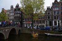 072 Amsterdam, Musik auf dem  Oudezijds Voorburgwal