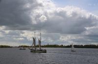 164 Mit dem Salondampfer über das Ijsselmeer, vor Enkhuizen