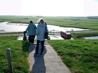 Eberhardt Reisegäste auf dem Deich