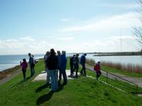 Eberhardt Reisegäste auf dem Deich