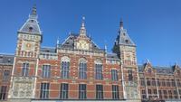 Amsterdam, Hauptbahnhof bei Sonne
