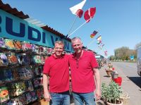 Blumenhändler Rudi und Bruder