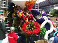 Aufbau Blumenkorso in Sassenheim