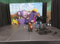 Aufbau Blumenkorso in Sassenheim