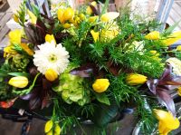 Aufbau Blumenkorso in Sassenheim