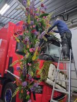 ... auch LKW´s werden geschmückt ...