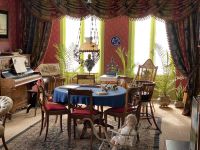 wohlhabendes Wohnzimmer