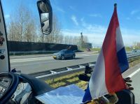 In den Niederlanden, die Flagge wird gehisst