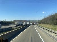 weiterhin flüssiger Verkehr