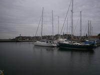 Blick auf den Hafen des alten Fischerdorfs