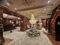 Entree mit dicker Katze, Estherea Hotel, Amsterdam