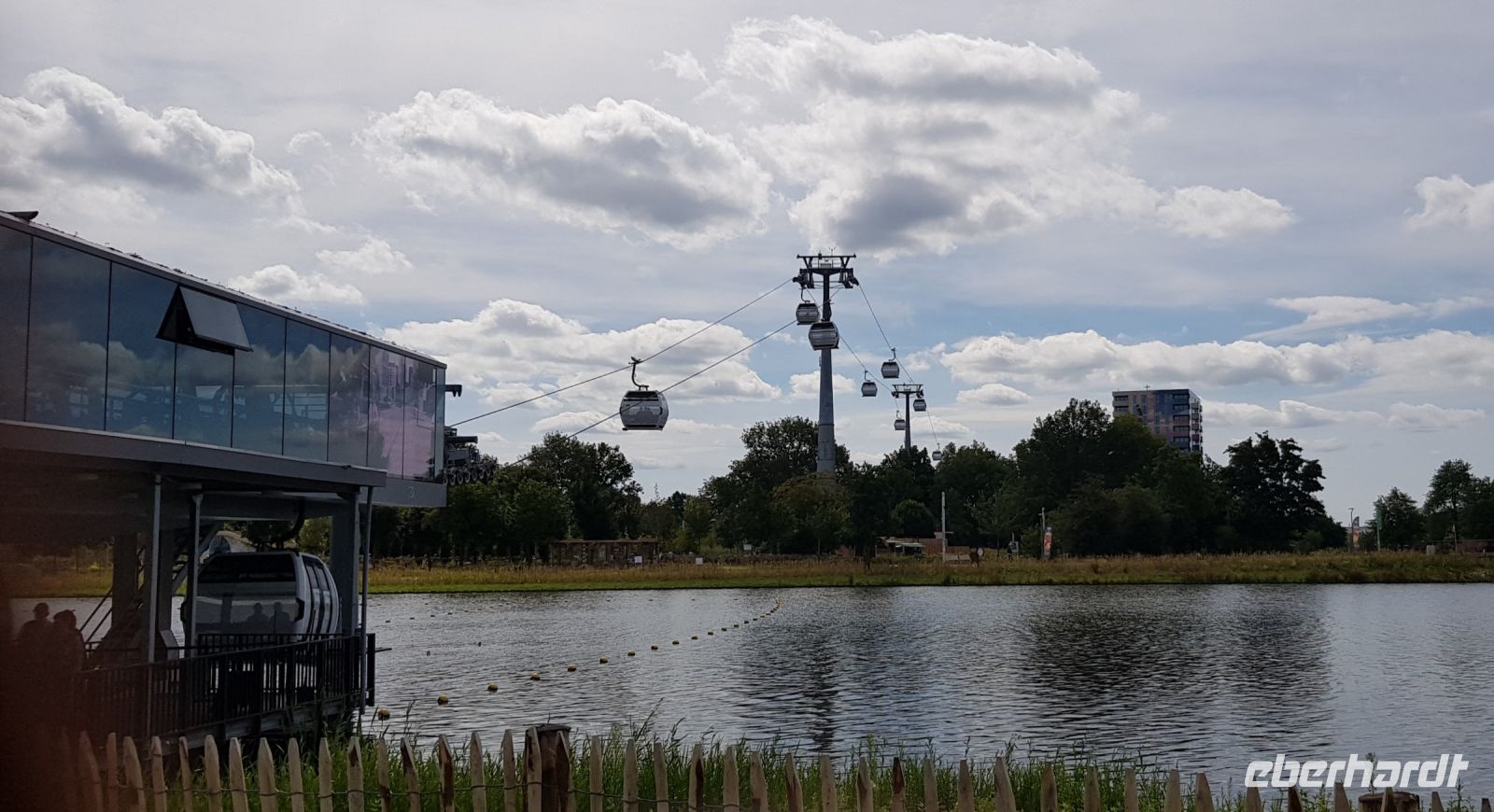 Floriade 2022 - Seilbahn.jpg