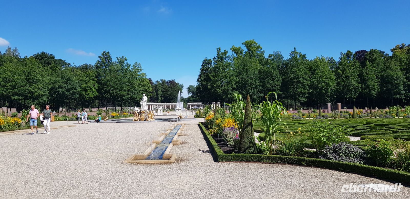 Schloss Het Loo bei Apeldoorn - barocker Garten.jpg