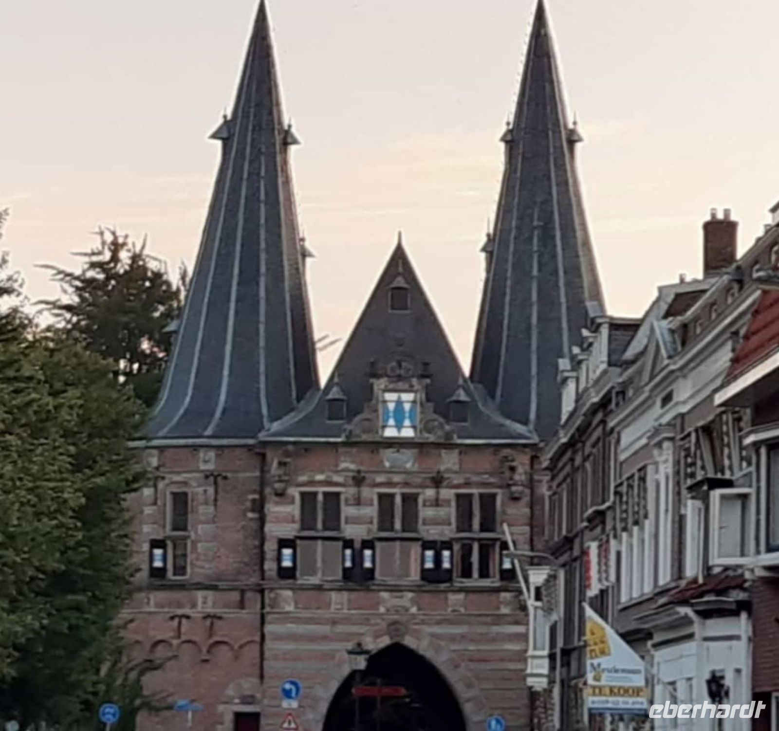 Abendspaziergang in Kampen - Stadttor.jpg