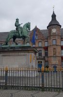 Düsseldorf - Marktplatz mit dem Reiterstandbild von Kurfürsten Jan Wellem (1711).jpg