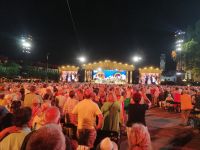 Die Stimmung während des Konzerts mit André Rieu am Vrijhof, Maastricht