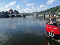 Bootsfahrt entlang der Maas in Namur