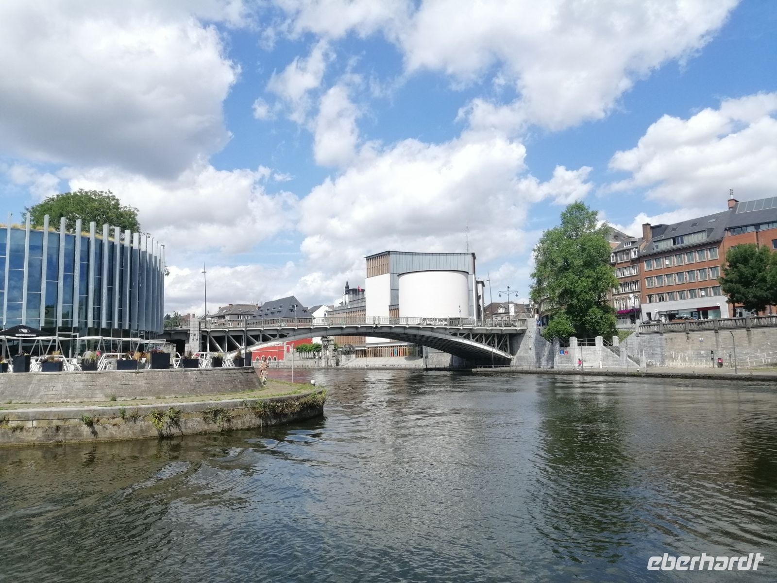 Mündung der Sambre als größter linker Nebenfluss in die Maas