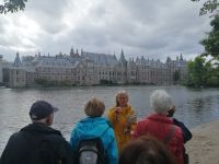 Linde informiert uns über Binnenhof - Politisches Herz der Niederlande