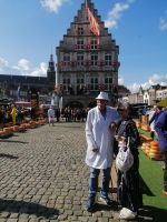 Der Markt bietet die Möglichkeit mit Einheimischen in Kontakt zu treten