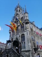Das Rathaus von Gouda ist ein beeindruckendes Beispiel für gotische Architektur